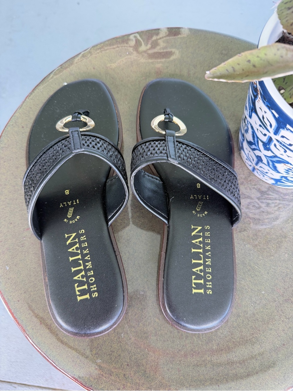 Italian Shoemakers Black Leather Toe-Ring Sandals with Gold Accent